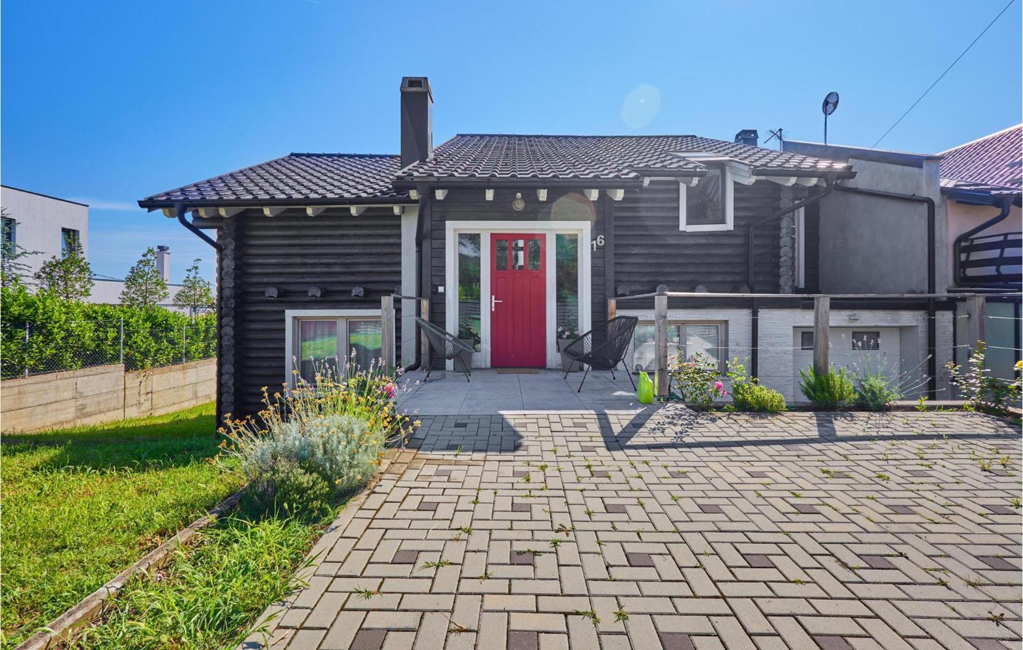 Nice Home In Bregana With House A Panoramic View Exteriör bild